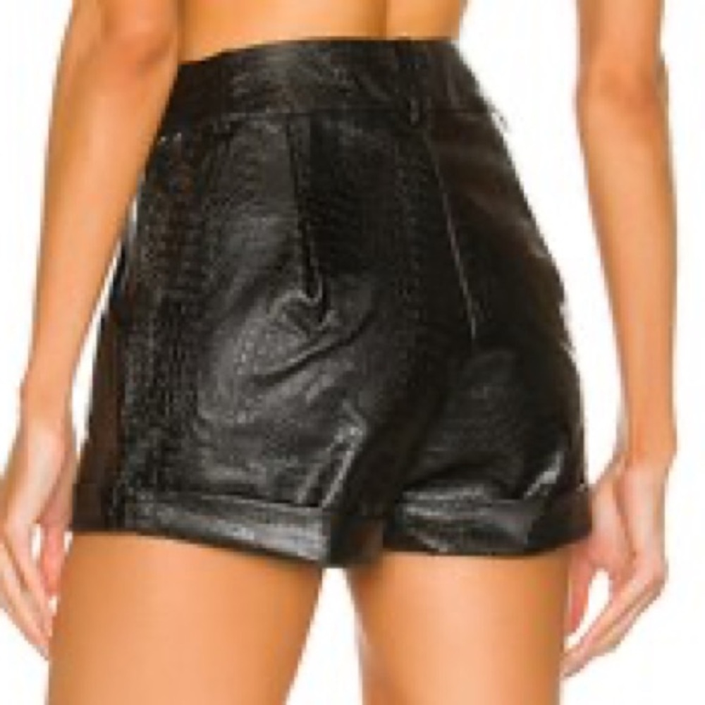Superdown Dominica Python Shorts - Picture 4 of 16